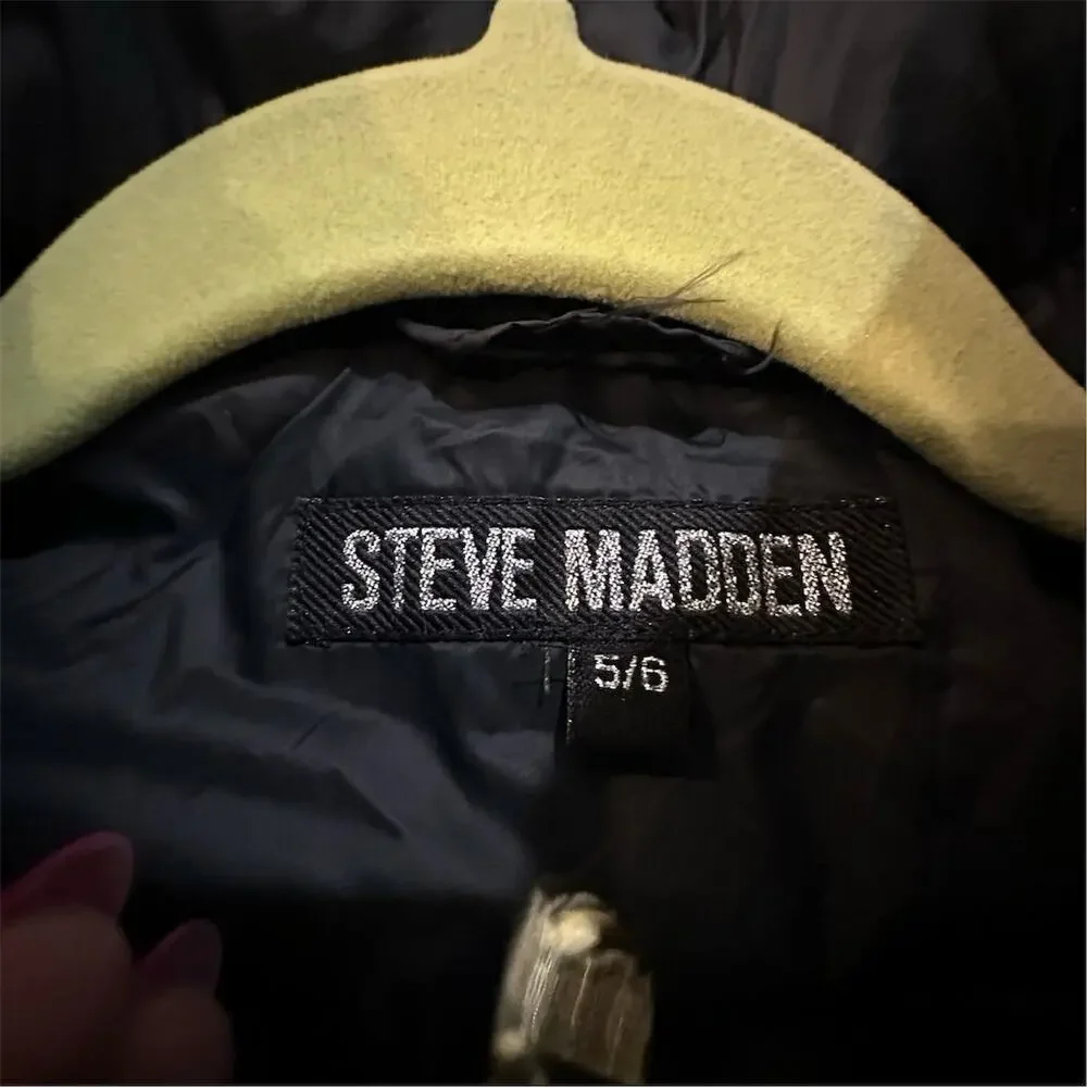 Steve Madden Girls' Black Puffer Jacket Size 5-6 Winter‎ - Picture 3 of 10
